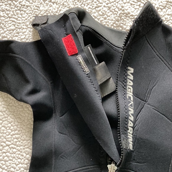 Magic Marine 6mm Wetsuit in black. Youth size XL, adult size small/medium - Picture 5 of 9